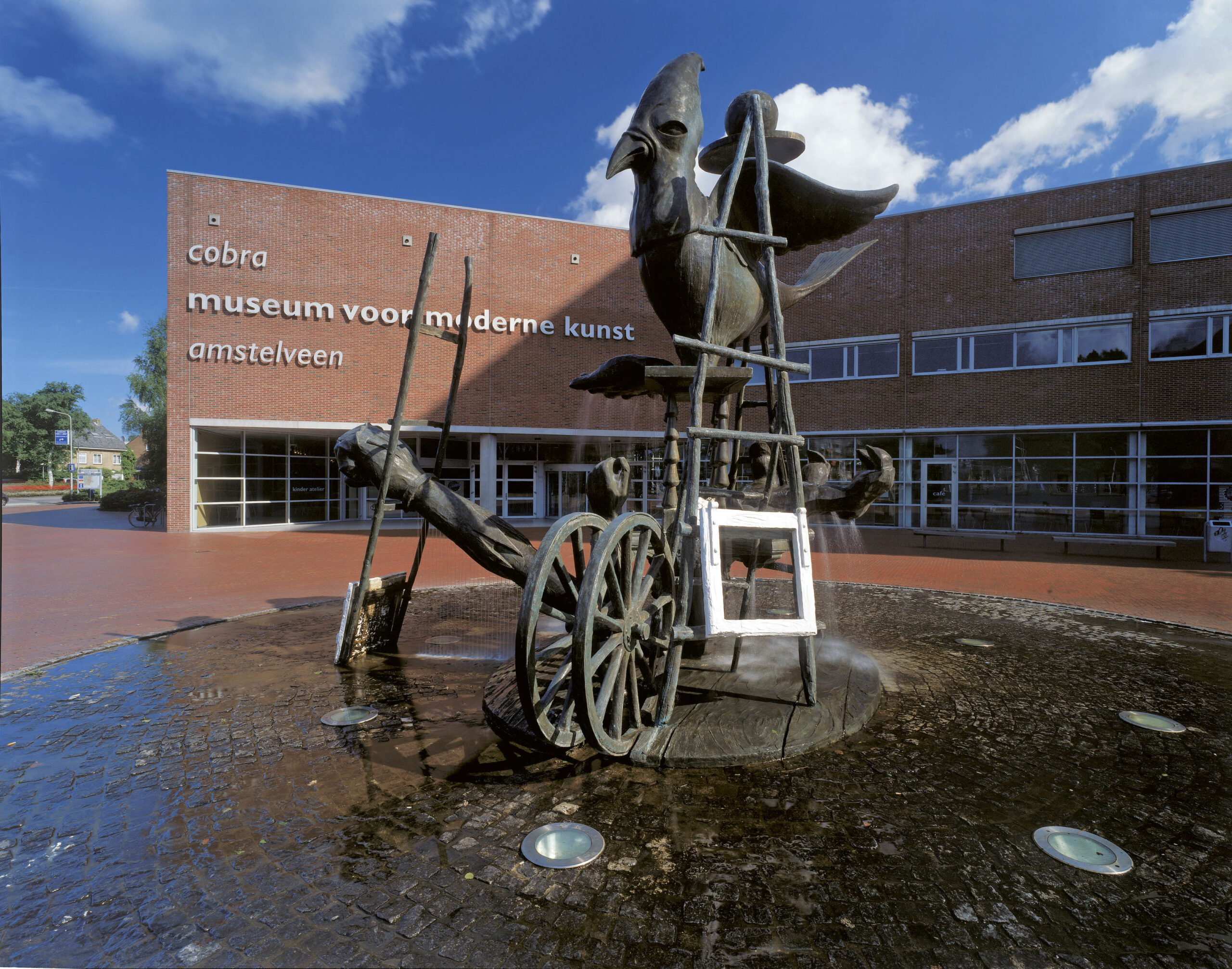 CMMK_museumgebouw_13_mr_fontein